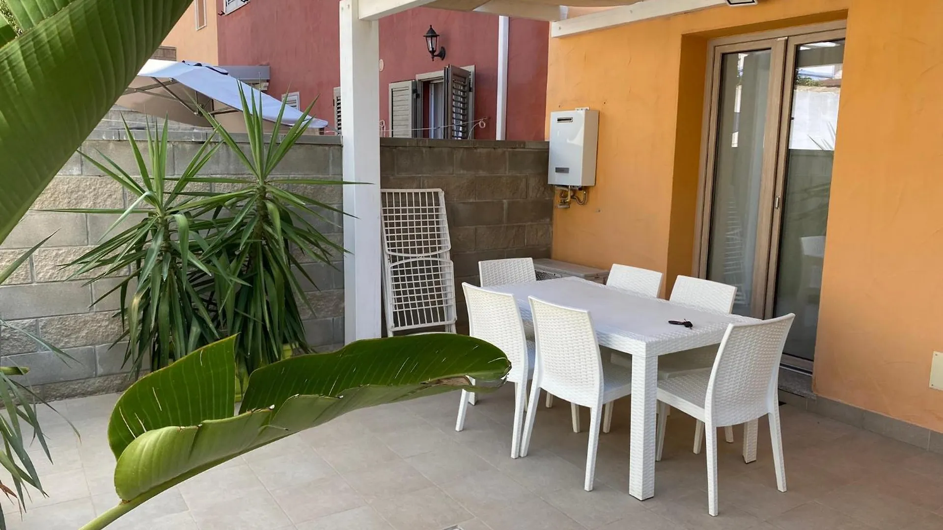 Holiday home Casa Vacanze Calabro' Sant'Antioco