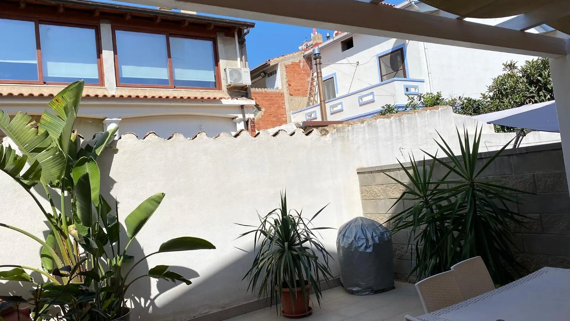 Casa Vacanze Calabro' Sant'Antioco Italy