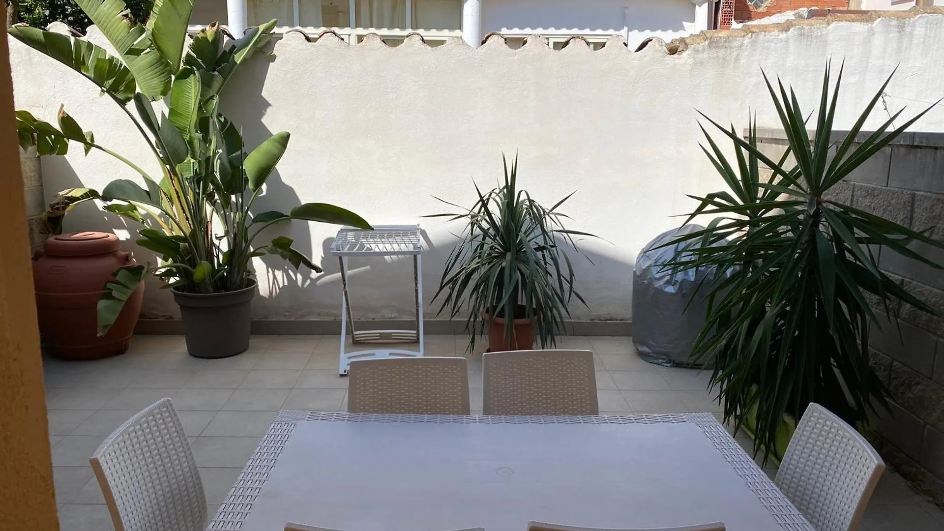 Casa Vacanze Calabro' Sant'Antioco 0*,  Italy