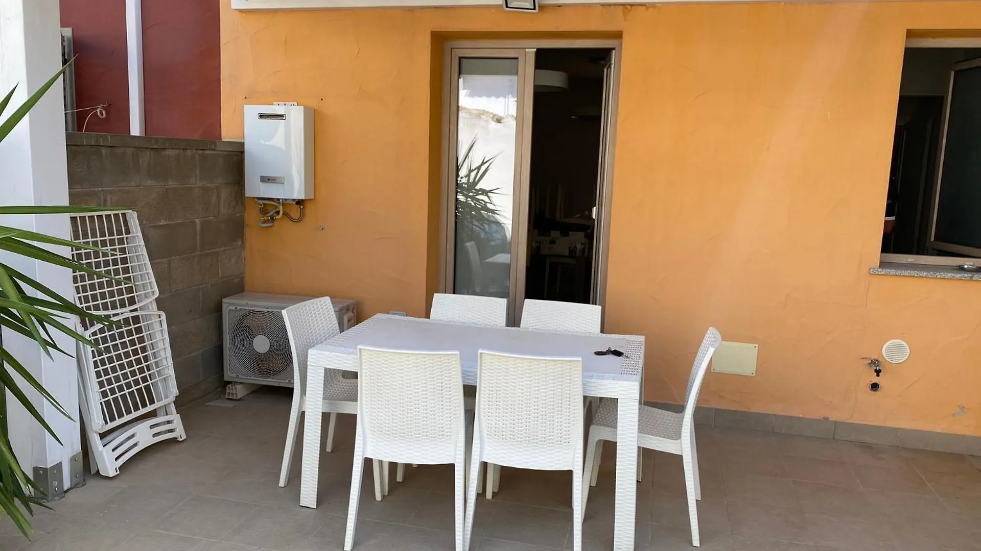 Casa Vacanze Calabro' Sant'Antioco Holiday home