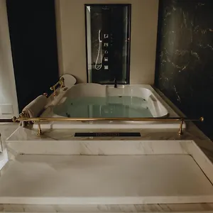 Royalroom-relaxing & Luxury , Lido di Ostia Italia